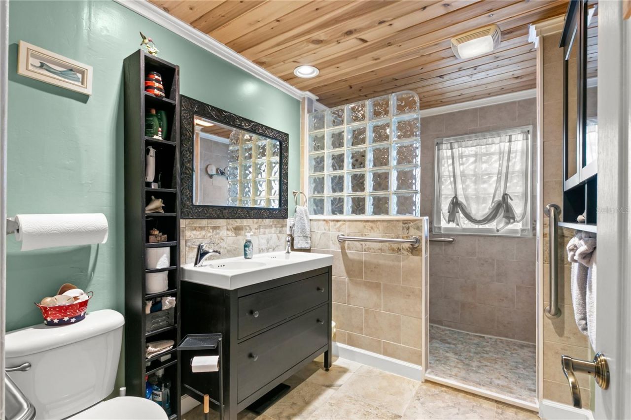 201 39th Street S, Saint Petersburg, FL 33711 Photo