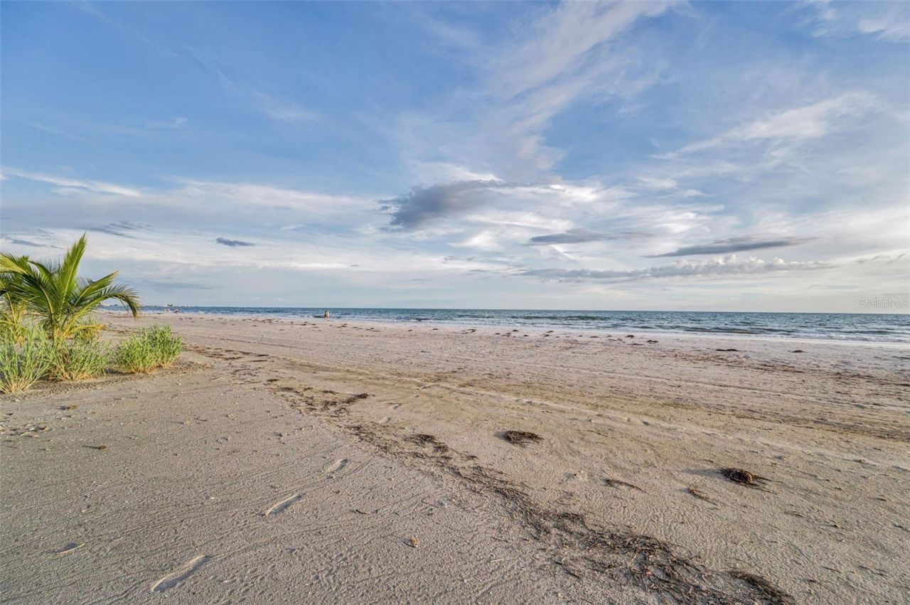 16200 Gulf Boulevard, Redington Beach, FL 33708 Photo