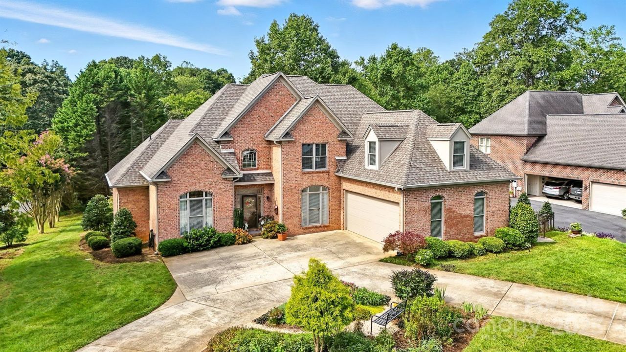 510 7th Street Ne, Conover, NC 28613 Main Photo