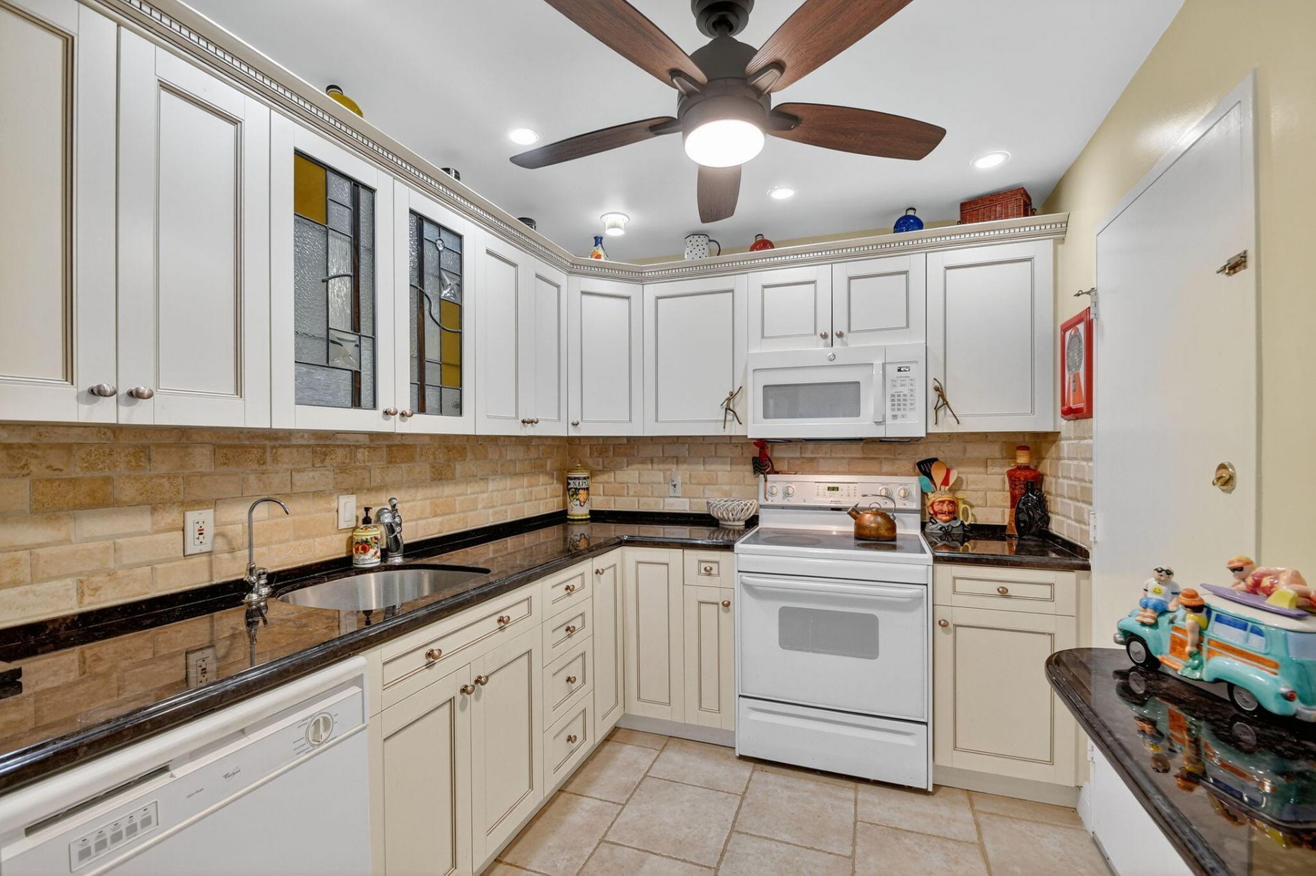 2295 S Ocean Boulevard, Unit 523, Palm Beach, FL 33480 Photo