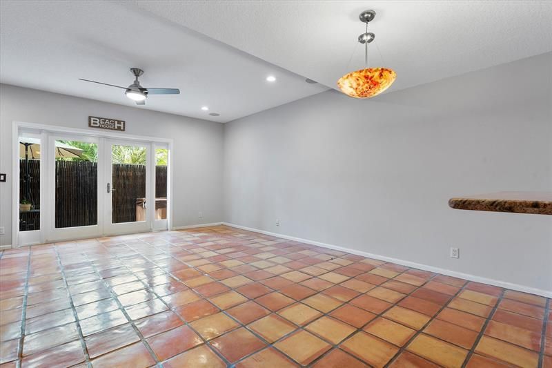 610 SE 14th Court, Unit 6, Fort Lauderdale, FL 33316 Photo