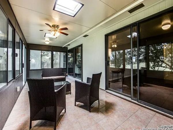 4283 Hilton Head, San Antonio, TX 78217