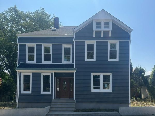 215 Sea Cliff Avenue, Sea Cliff, NY 11579