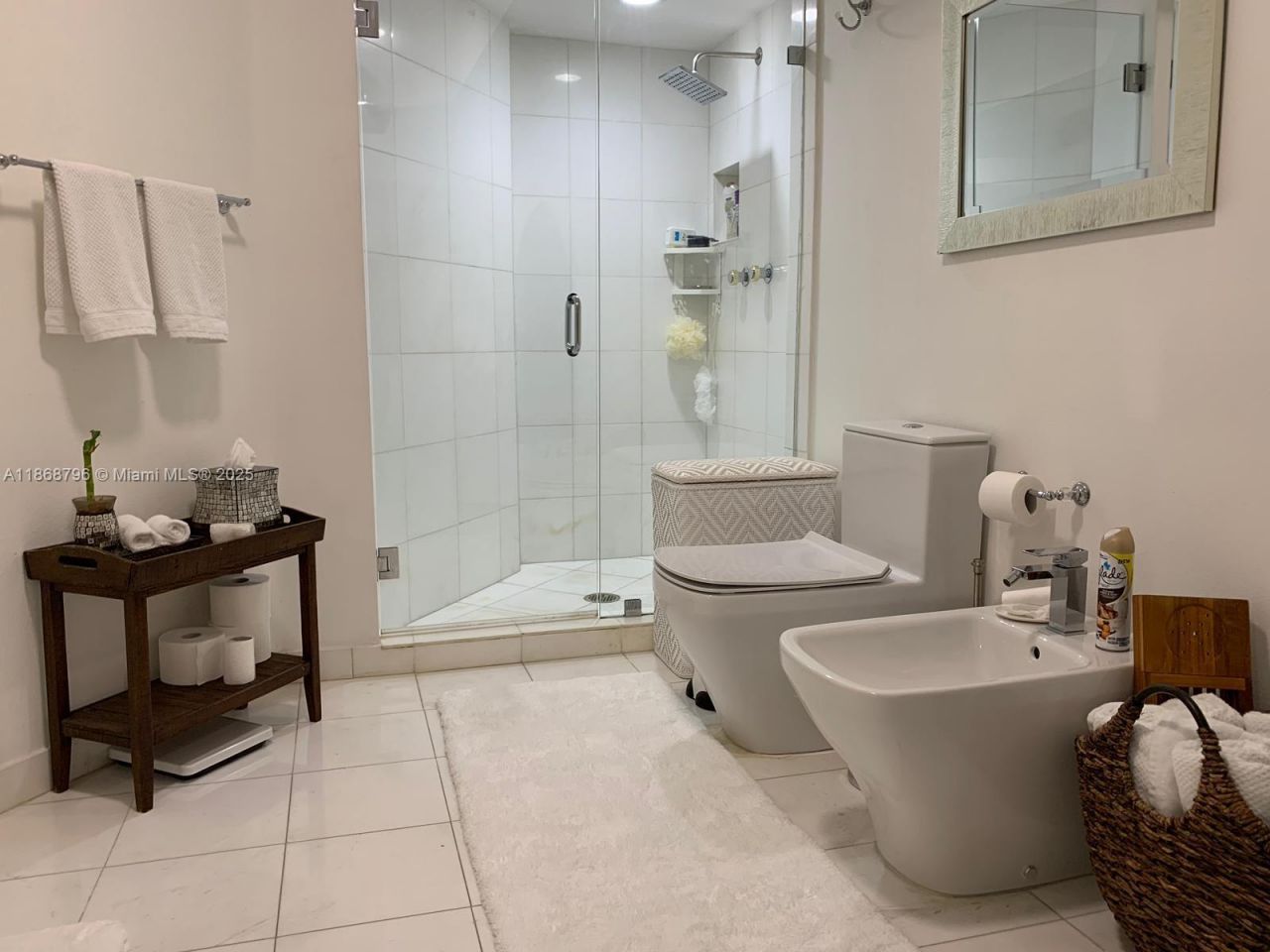 6301 Collins Ave, Unit 1606, Miami Beach, FL 33141 Photo