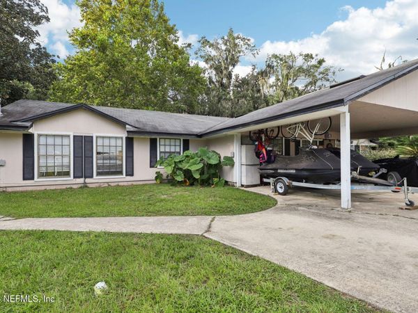 810 MEADOWBROOK Drive, Orange Park, FL 32073