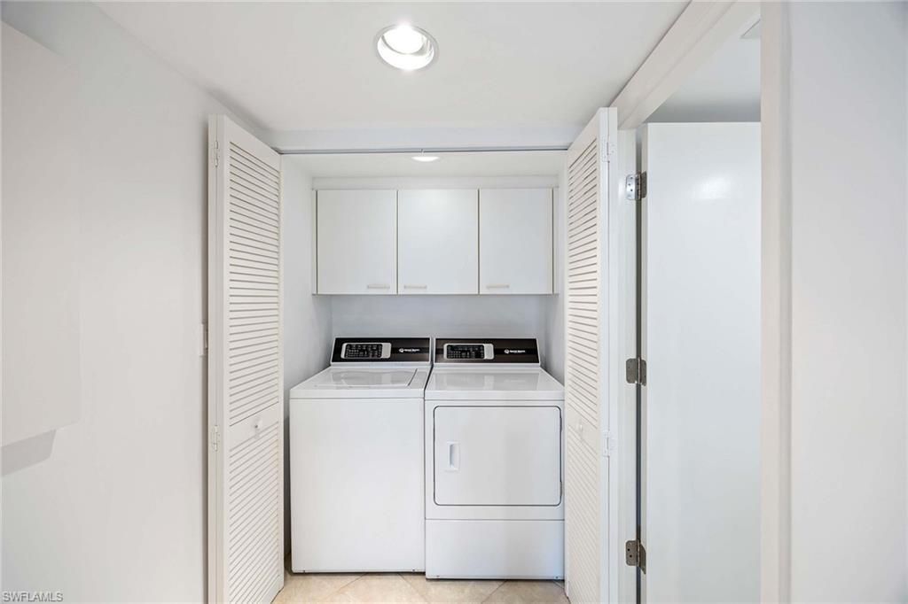 4651 Gulf Shore Blvd N, Unit 1106, Naples, FL 34103 Photo