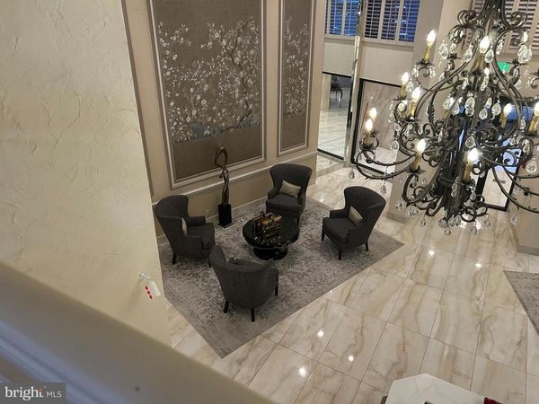 10211 VALLEY FORGE CIRCLE, Unit 211, KING OF PRUSSIA, PA 19406