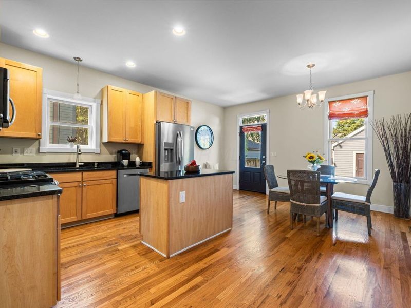 975 N 6th Street, Columbus, OH 43201 Photo 11