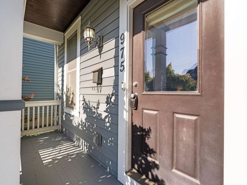 975 N 6th Street, Columbus, OH 43201 Photo 4