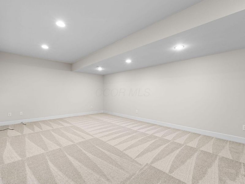 975 N 6th Street, Columbus, OH 43201 Photo 43