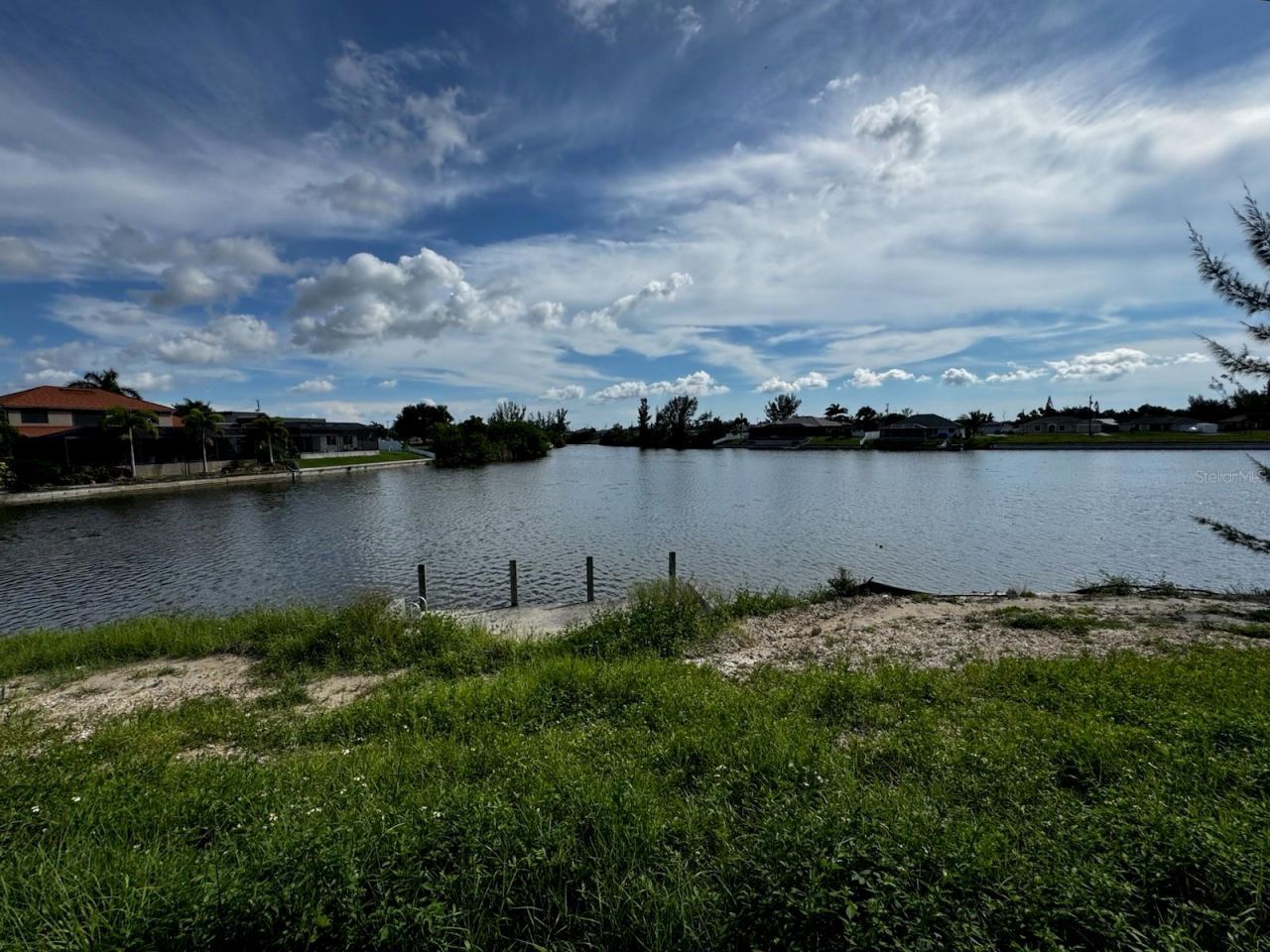 1924 NW 14th Street, Cape Coral, FL 33993 Photo