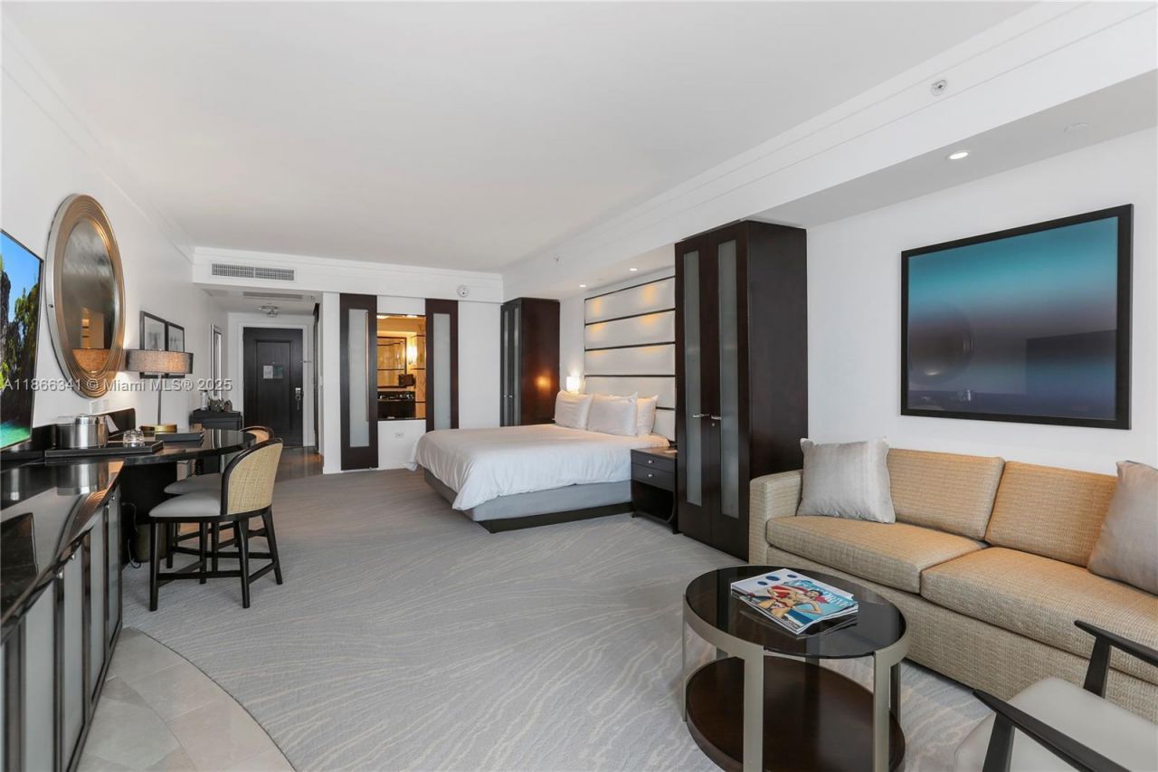 4391 Collins Ave, Unit 803, Miami Beach, FL 33140 Photo