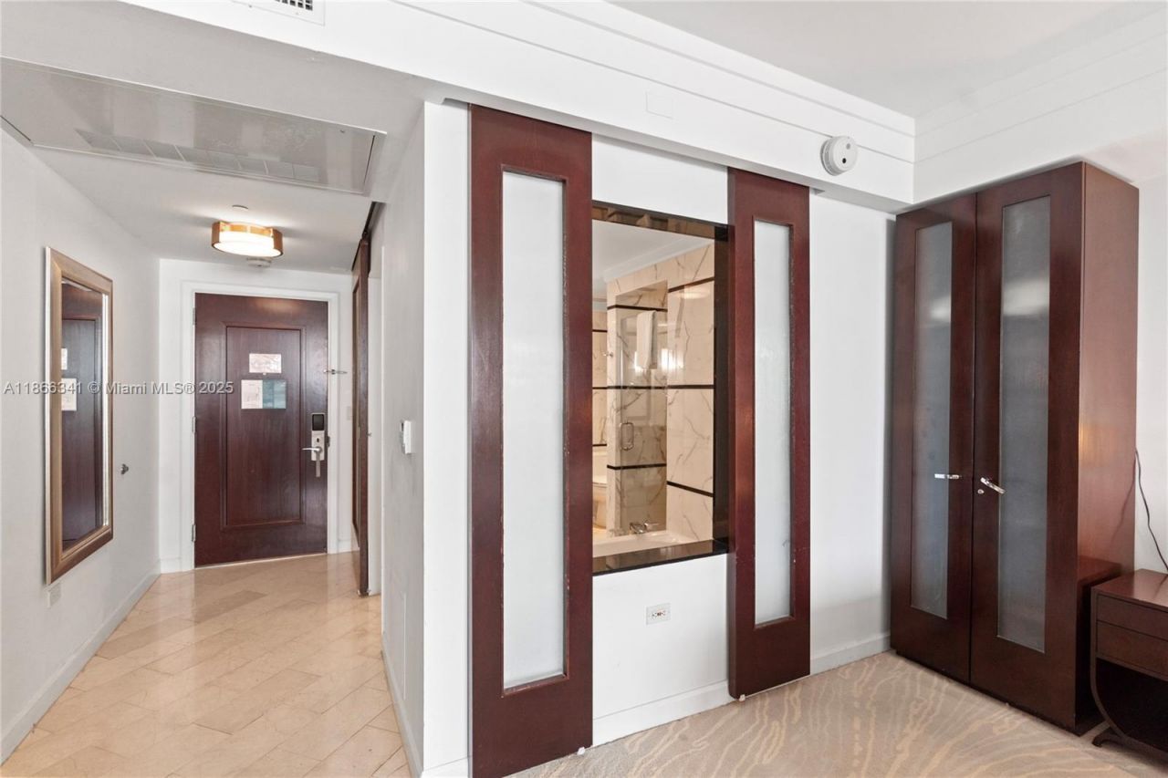 4391 Collins Ave, Unit 803, Miami Beach, FL 33140 Photo