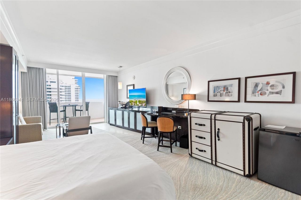 4391 Collins Ave, Unit 803, Miami Beach, FL 33140 Photo