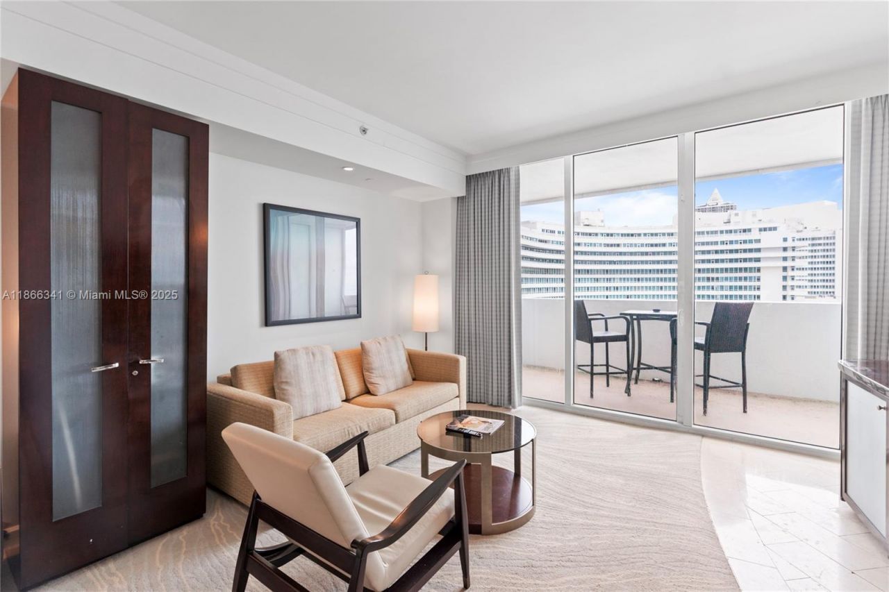 4391 Collins Ave, Unit 803, Miami Beach, FL 33140 Photo