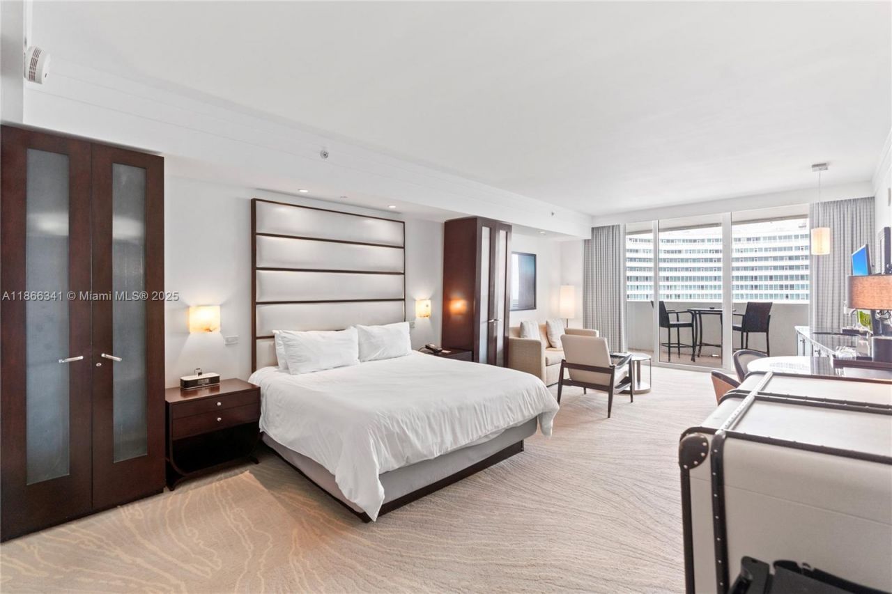 4391 Collins Ave, Unit 803, Miami Beach, FL 33140 Photo