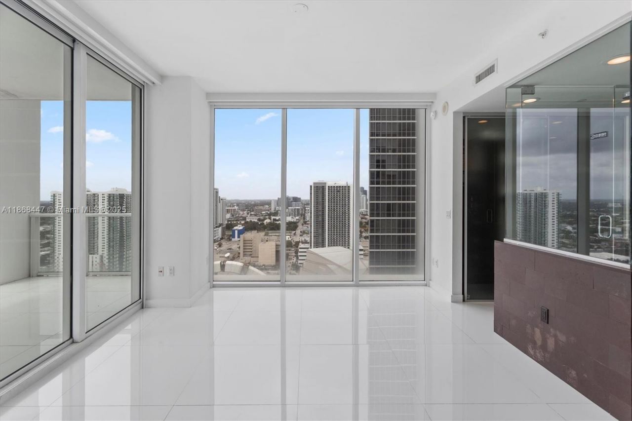 1040 Biscayne Blvd, Unit 3106, Miami, FL 33132 Photo