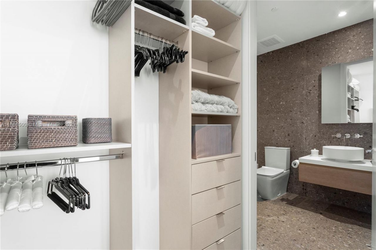 8701 Collins Ave, Unit 604, Miami Beach, FL 33154 Photo