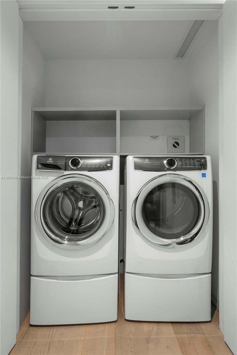 8701 Collins Ave, Unit 604, Miami Beach, FL 33154 Photo