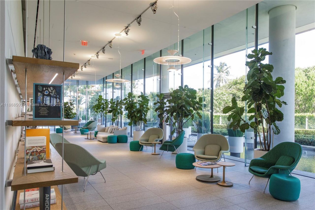 8701 Collins Ave, Unit 604, Miami Beach, FL 33154 Photo