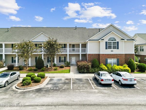 1608 Willoughby Park Court, Unit 8, Wilmington, NC 28412