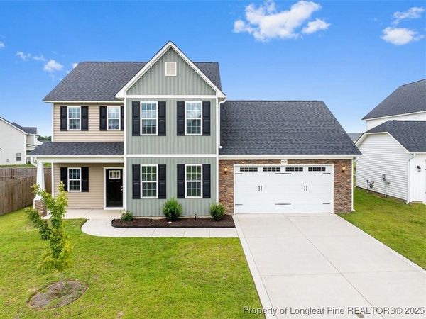 5427 Debut Avenue, Hope Mills, NC 28348