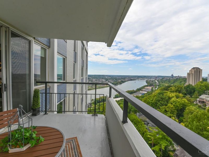 2401 Ingleside Avenue, Unit 10D, Cincinnati, OH 45206 Photo 36