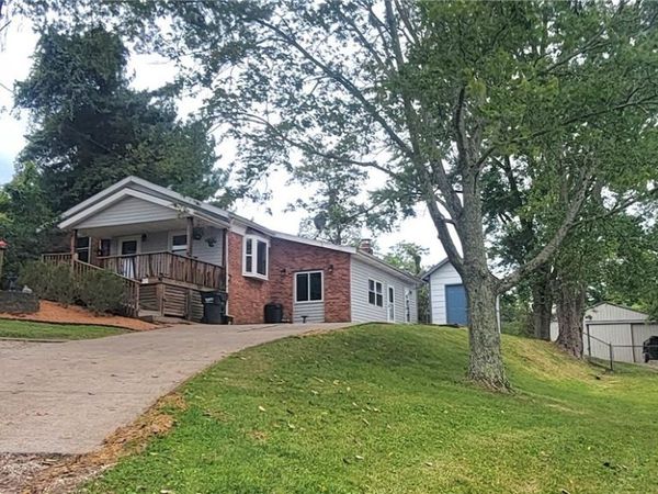 1103 Farson Street, Belpre, OH 45714