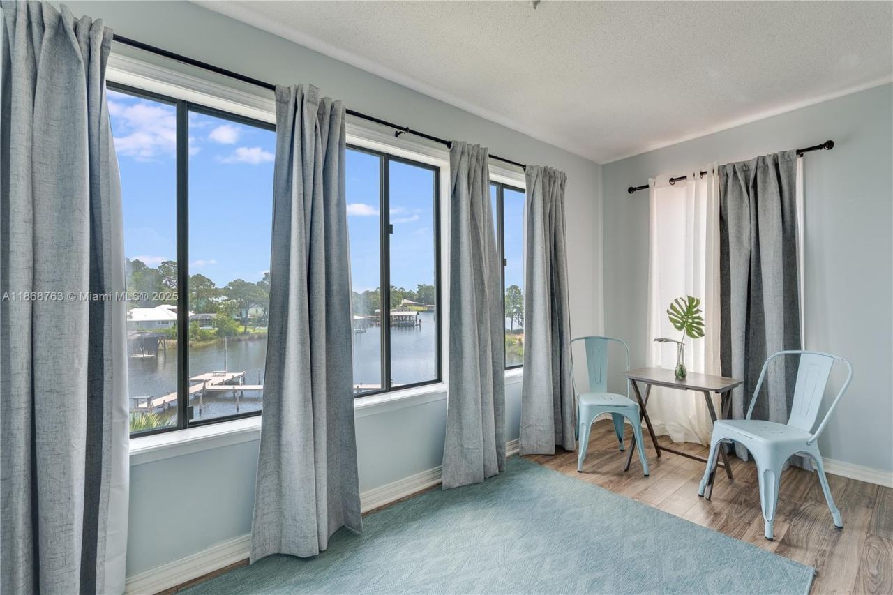 8730 Thomas Dr, Unit 409, Panama City, FL 32408 Photo