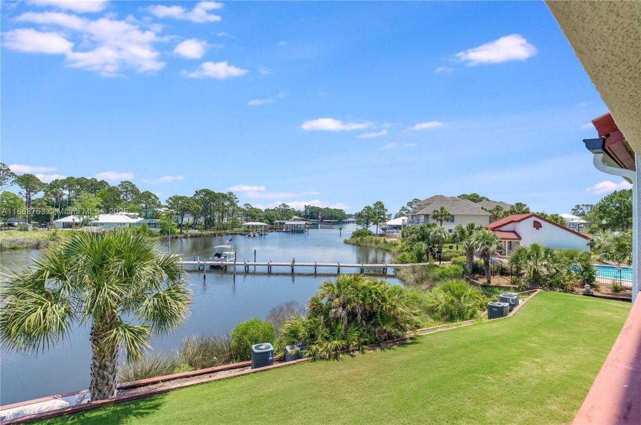 8730 Thomas Dr, Unit 409, Panama City, FL 32408 Photo