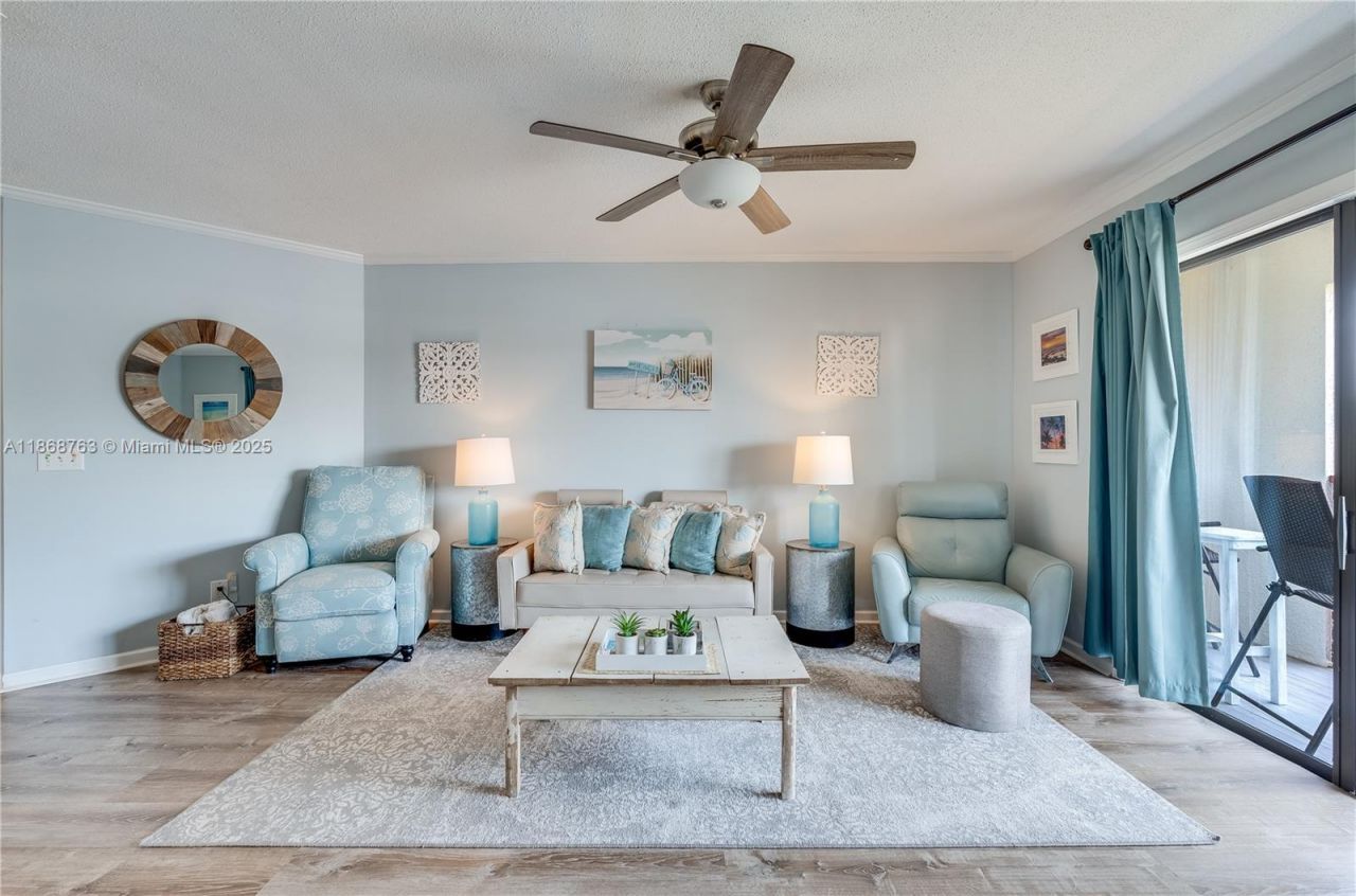 8730 Thomas Dr, Unit 409, Panama City, FL 32408 Photo