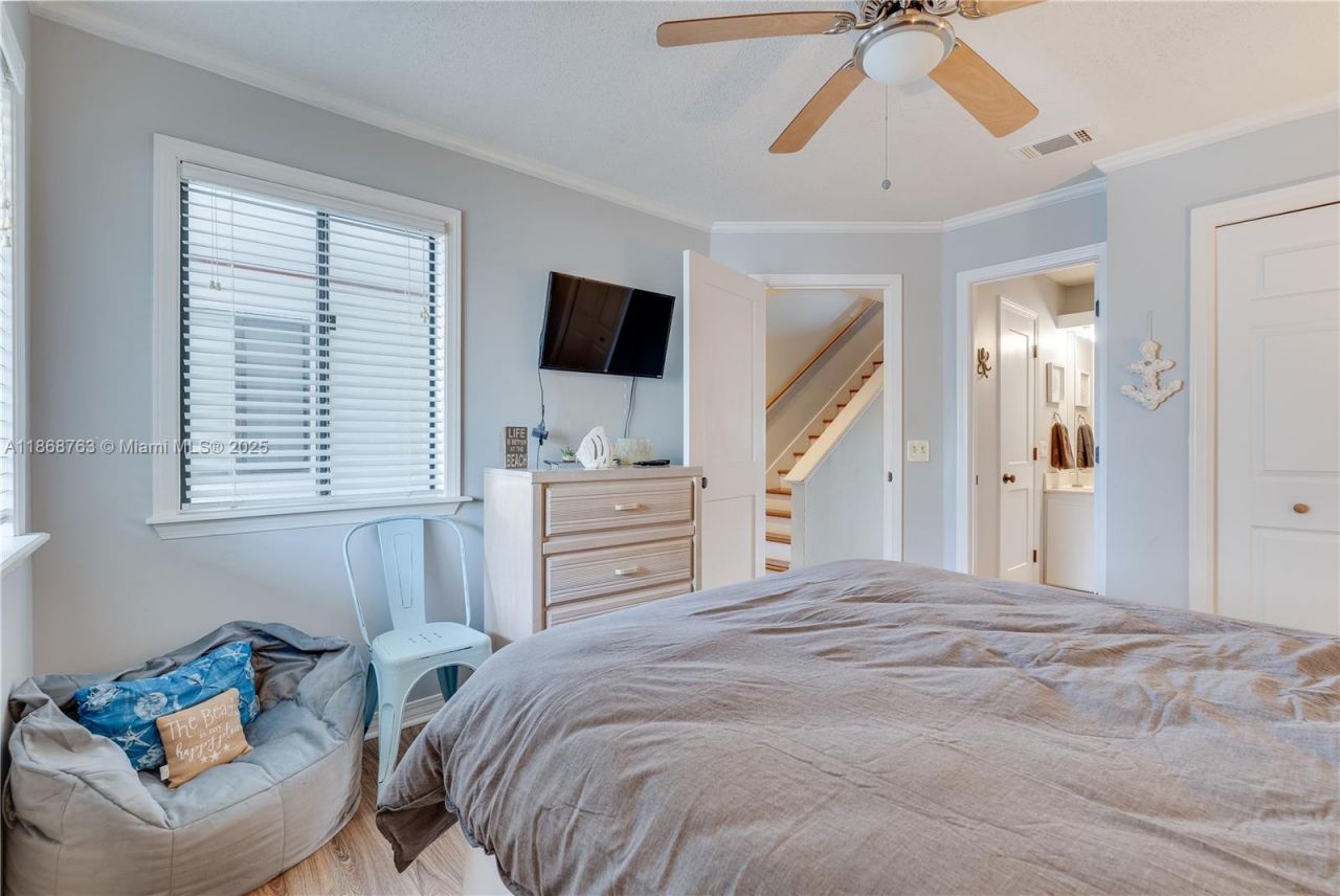 8730 Thomas Dr, Unit 409, Panama City, FL 32408 Photo