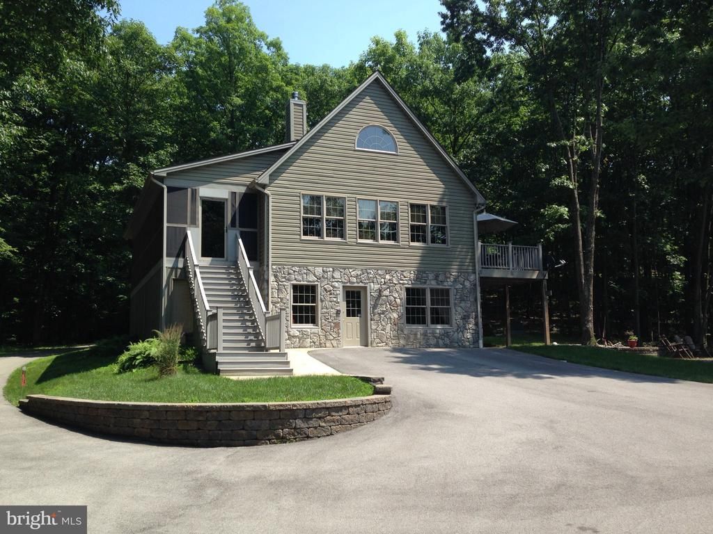 12662 Ridgewood Drive, Hesston, PA 16647 Main Photo