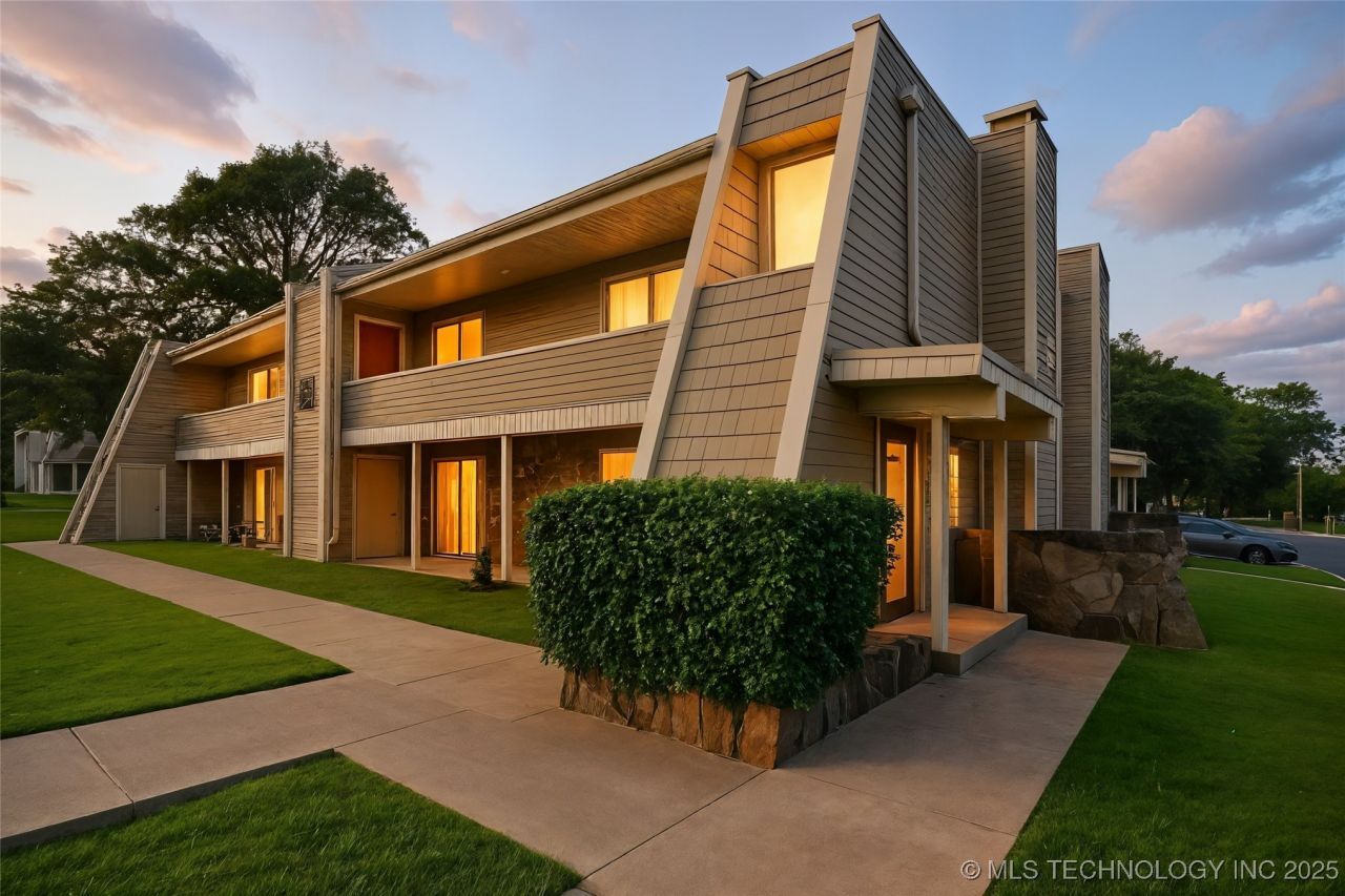 7329 S Yale Avenue, Unit 107, Tulsa, OK 74136 Main Photo