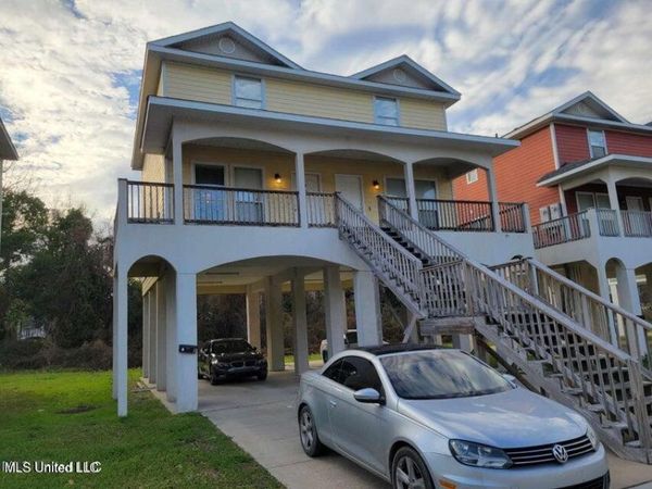 265 Benachi Avenue, Biloxi, MS 39530