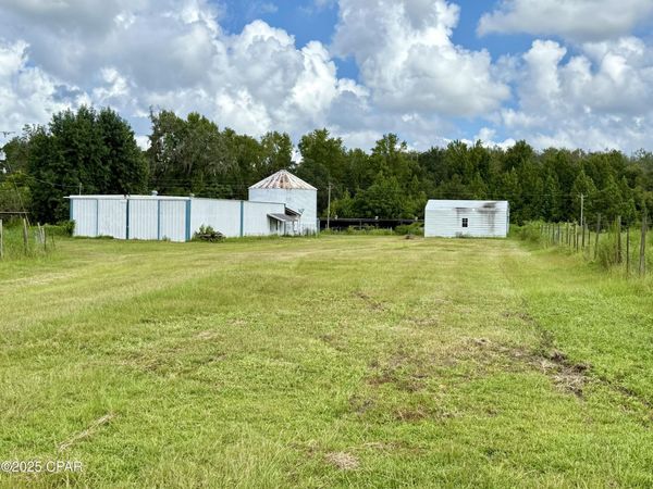 3560 Peanut Road, Cottondale, FL 32431