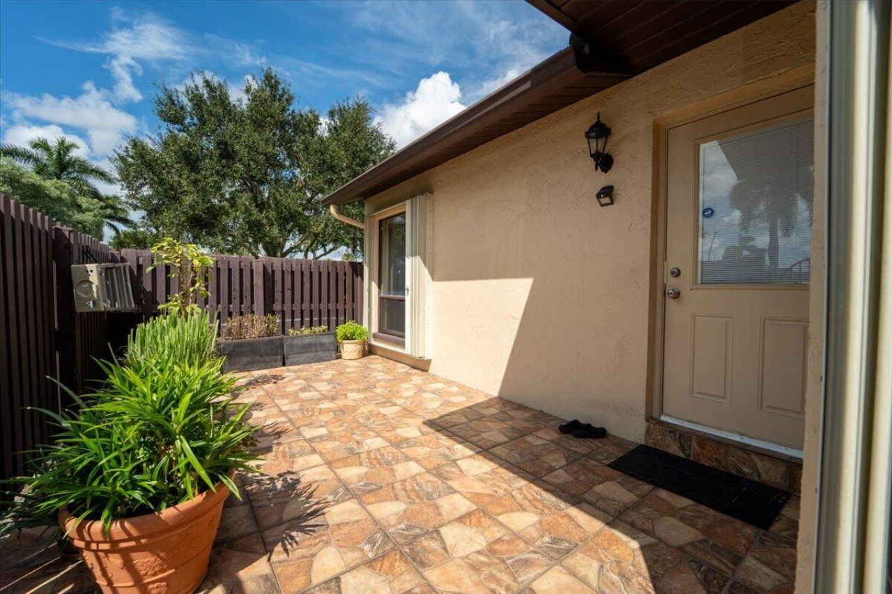 630 Sea Pine Way, Unit A, Greenacres, FL 33415 Photo