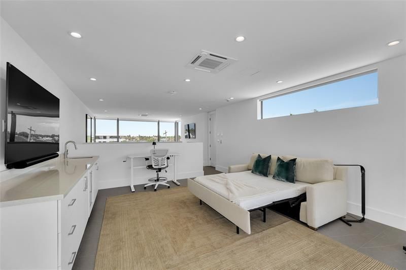 1730 SE 13th Street, Fort Lauderdale, FL 33316 Photo