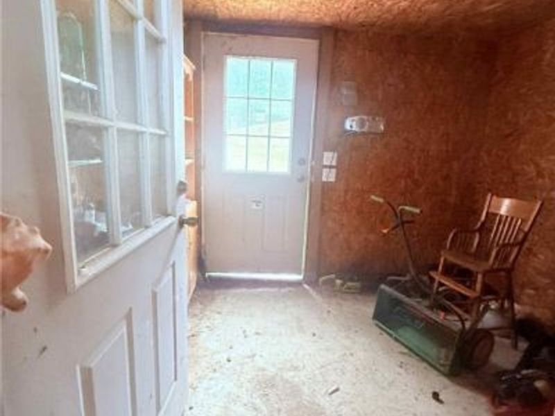 2022 Waterford Road, East Palestine, OH 44413 Photo 14