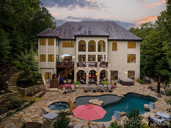 413 Barrington Drive, Asheville, NC 28803