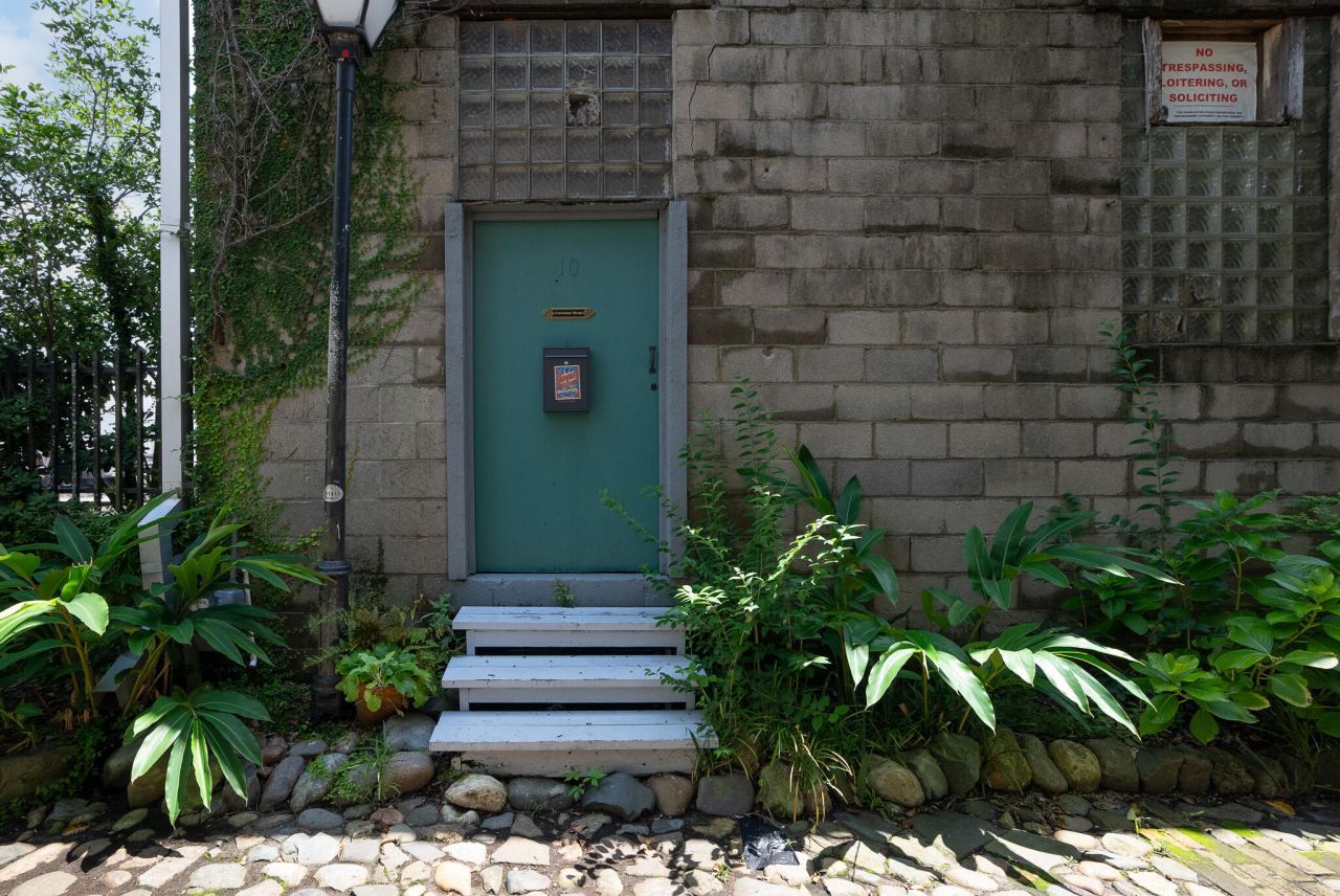 10 Philadelphia Alley Photo 7