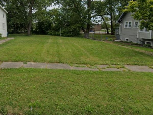 15025 Riverside Drive, South Holland, IL 60473