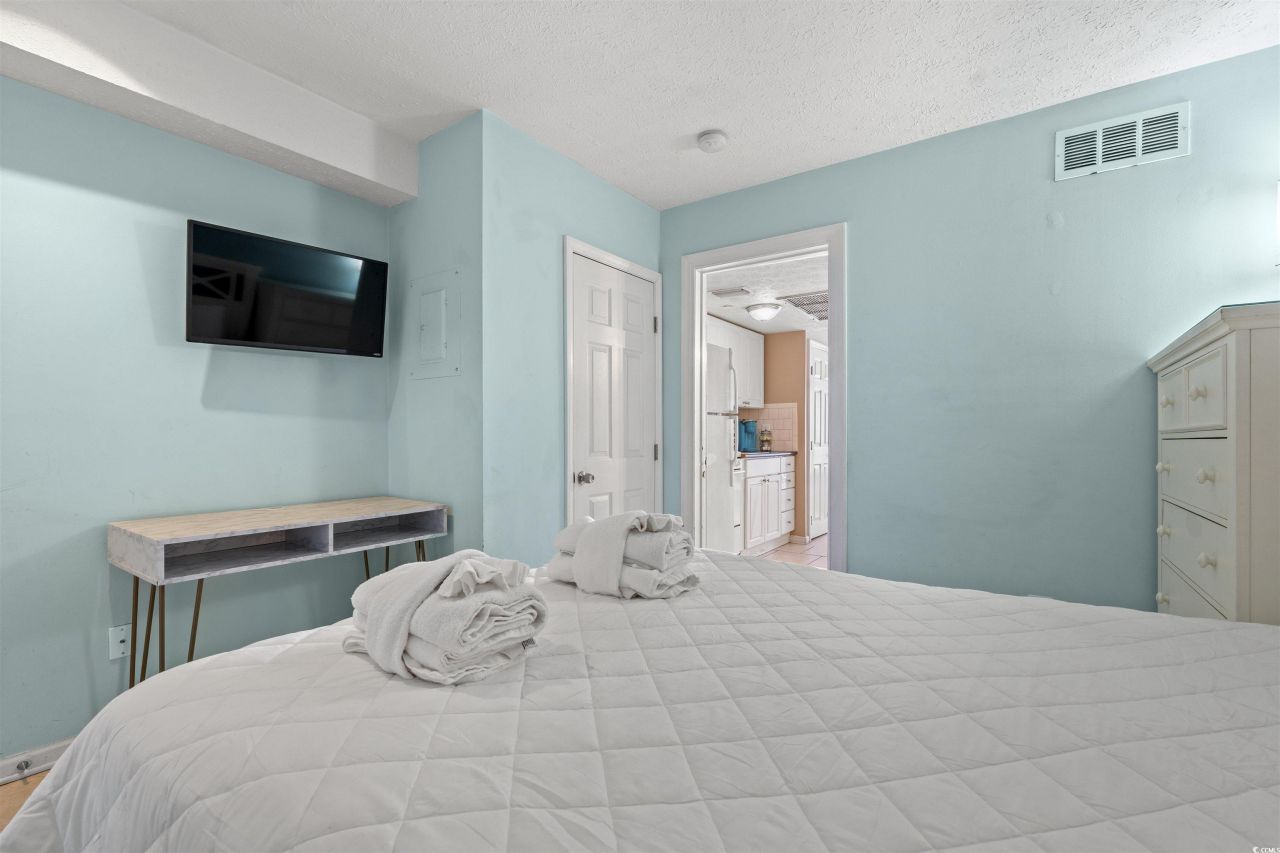 2000 S Ocean Blvd. Photo 4