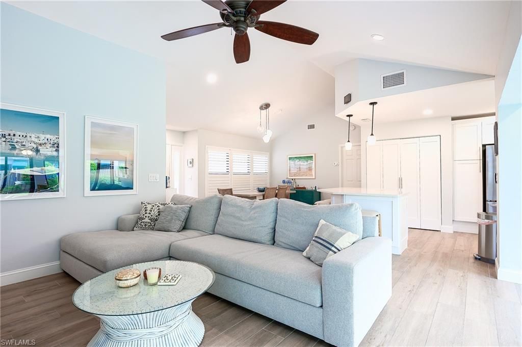 719 Reef Point Cir, Unit 13, Naples, FL 34108 Photo