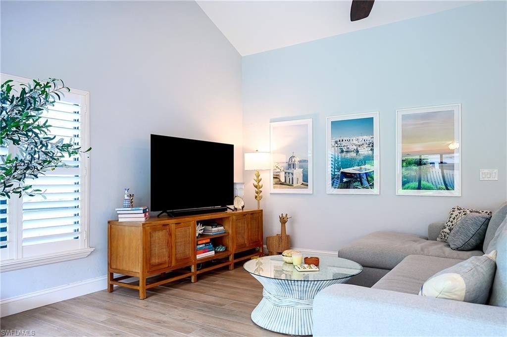 719 Reef Point Cir, Unit 13, Naples, FL 34108 Photo