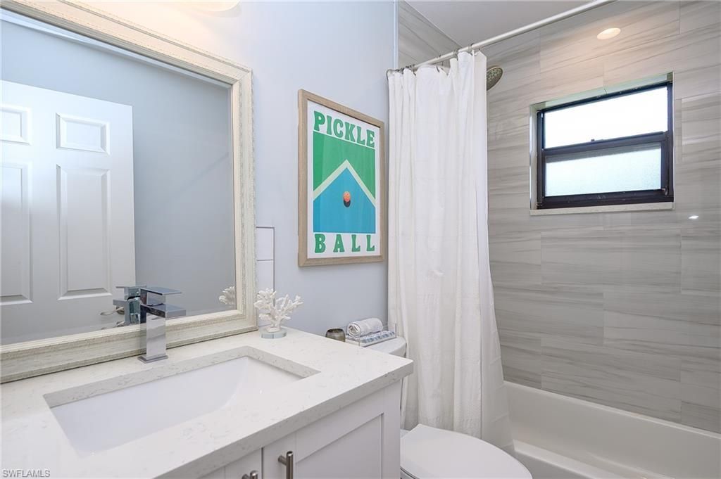 719 Reef Point Cir, Unit 13, Naples, FL 34108 Photo