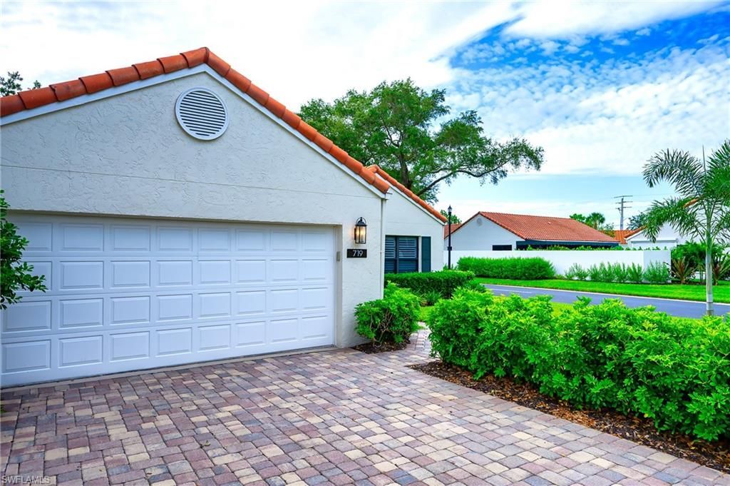719 Reef Point Cir, Unit 13, Naples, FL 34108 Photo