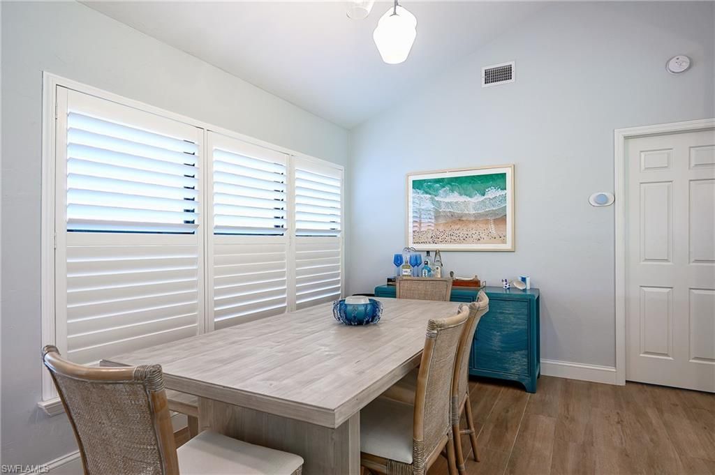 719 Reef Point Cir, Unit 13, Naples, FL 34108 Photo
