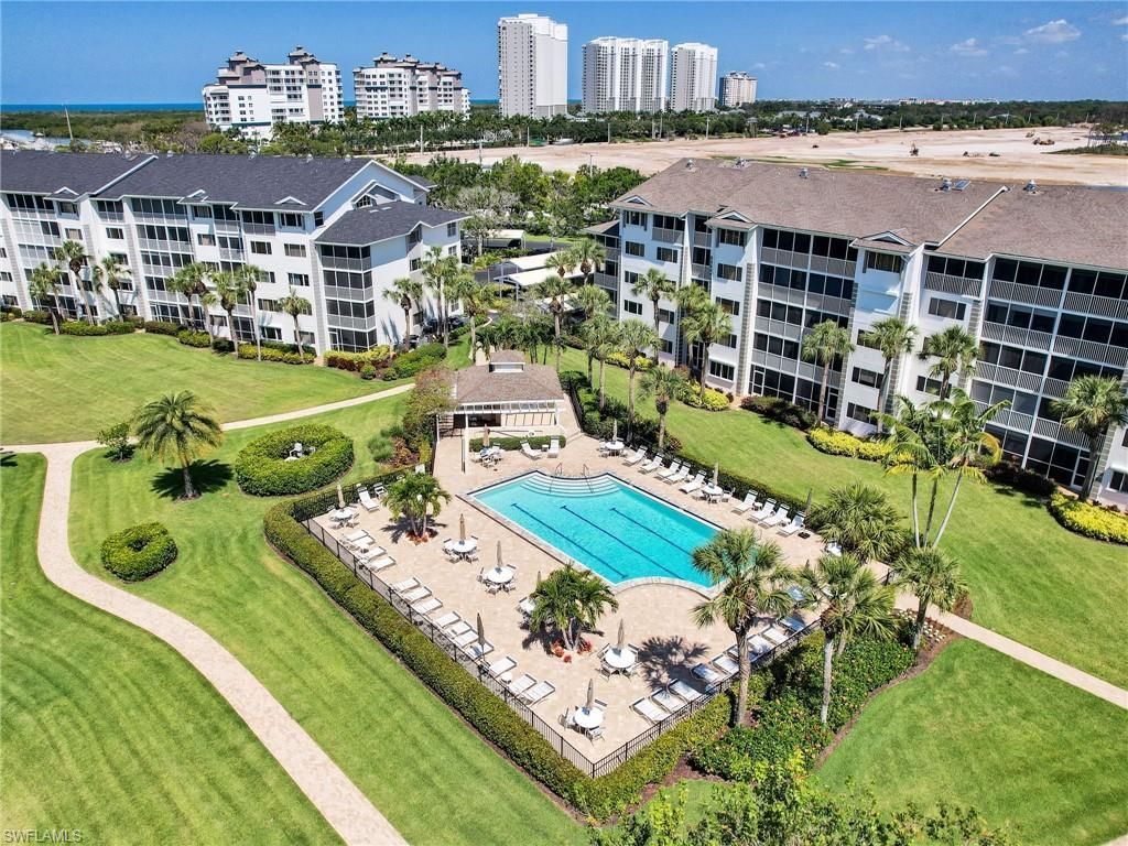 320 Horse Creek Dr, Unit 105, Naples, FL 34110 Photo