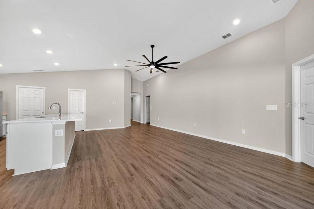 1252 Mezzavalle Way, Auburndale, FL 33823 Photo